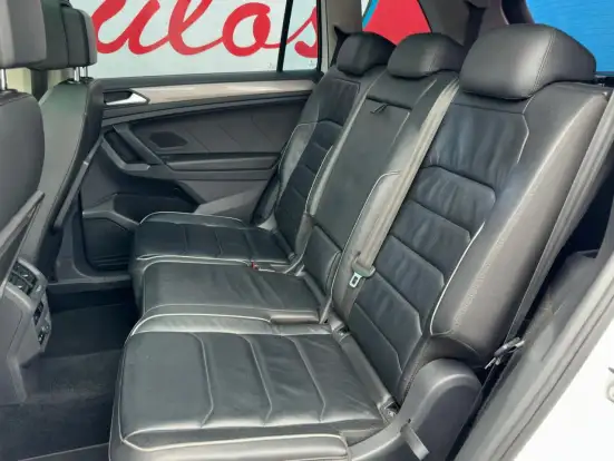 VOLKSWAGEN-TIGUAN-2019
