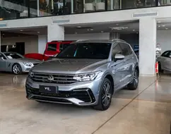 VOLKSWAGEN TIGUAN 2.0 300 TSI GASOLINA ALLSPACE R-LINE AUTOMÁTICO VOLKSWAGEN TIGUAN 2.0 300 TSI GASOLINA ALLSPACE R-LINE AUTOMÁTICO