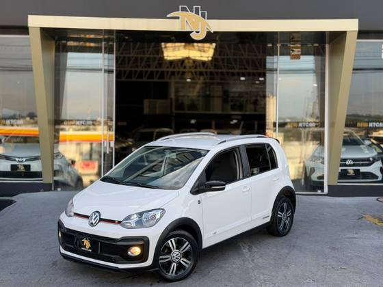 VOLKSWAGEN UP 1.0 170 TSI TOTAL FLEX XTREME 4P MANUAL