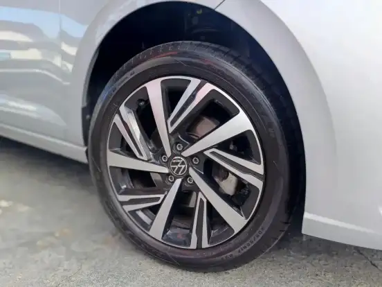 VOLKSWAGEN-VIRTUS-2024