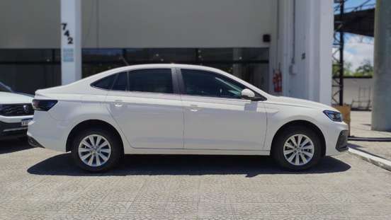 VOLKSWAGEN-VIRTUS-2023