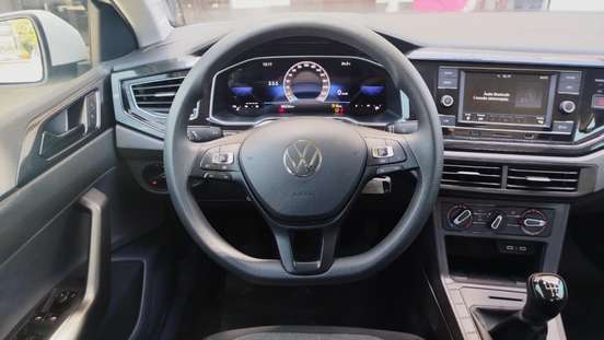 VOLKSWAGEN-VIRTUS-2023