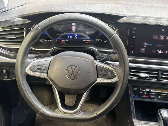 VOLKSWAGEN-VIRTUS-2024