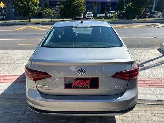 VOLKSWAGEN-VIRTUS-2022