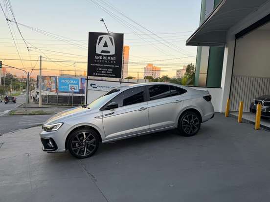 VOLKSWAGEN-VIRTUS-2023