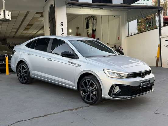 VOLKSWAGEN-VIRTUS-2023