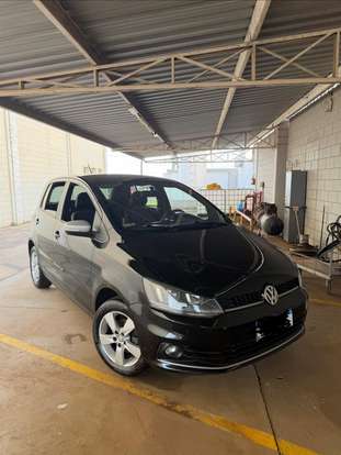 VOLKSWAGEN-FOX-1.6 MI ROCK IN RIO 8V FLEX 4P MANUAL VOLKSWAGEN-FOX-2015