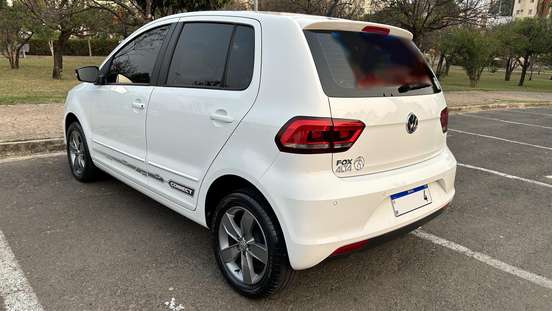 VOLKSWAGEN-FOX-1.6 MSI TOTAL FLEX CONNECT 4P MANUAL VOLKSWAGEN-FOX-2019