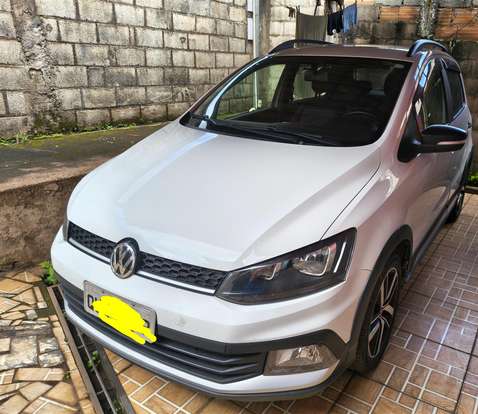 VOLKSWAGEN-FOX-2019
