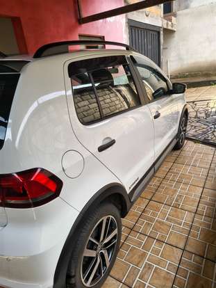 VOLKSWAGEN-FOX-2019