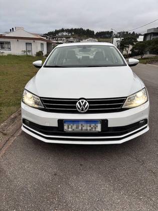 VOLKSWAGEN JETTA 2.0 TSI HIGHLINE 211CV GASOLINA 4P TIPTRONIC