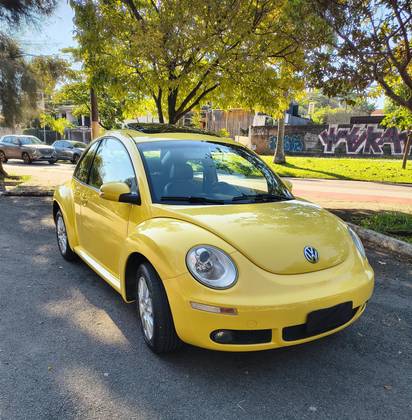 VOLKSWAGEN NEW BEETLE 2.0 MI 8V GASOLINA 2P AUTOMÁTICO