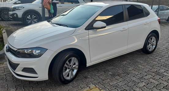 VOLKSWAGEN-POLO-2019