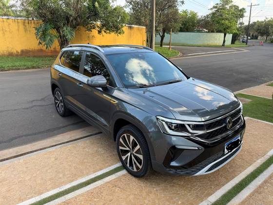 VOLKSWAGEN TAOS 1.4 250 TSI TOTAL FLEX HIGHLINE AUTOMÁTICO