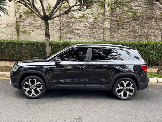 VOLKSWAGEN TAOS 1.4 250 TSI TOTAL FLEX HIGHLINE AUTOMÁTICO