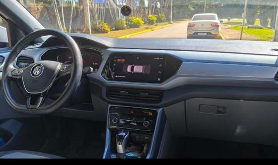 VOLKSWAGEN-T-CROSS-2021