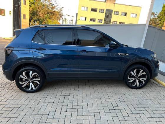 VOLKSWAGEN T-CROSS 1.4 250 TSI TOTAL FLEX HIGHLINE AUTOMÁTICO