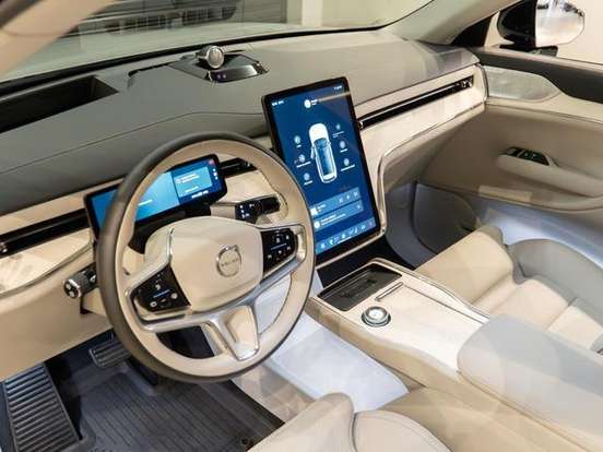 VOLVO-EX90-P8 RECHARGE TWIN ELECTRIC PERFORMANCE ULTRA AWD VOLVO-EX90-2025