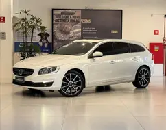 VOLVO V60 2.0 T4 MOMENTUM GASOLINA 4P AUTOMÁTICO VOLVO V60 2.0 T4 MOMENTUM GASOLINA 4P AUTOMÁTICO