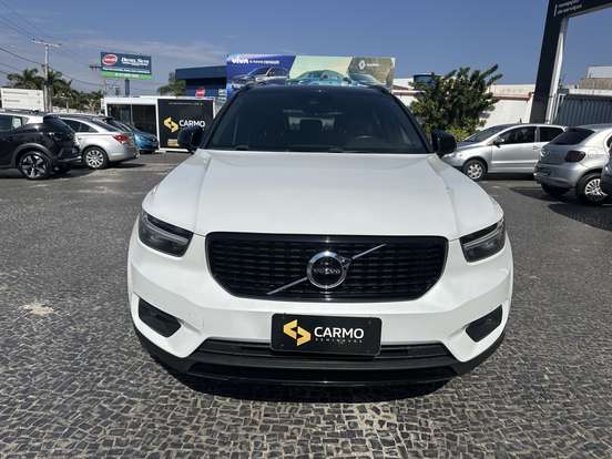 VOLVO-XC40-2.0 T5 GASOLINA R-DESIGN AWD GEARTRONIC VOLVO-XC40-2018