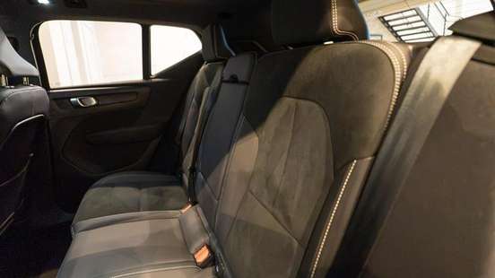 VOLVO-XC40-P8 RECHARGE ELECTRIC BEV PURE AWD VOLVO-XC40-2021