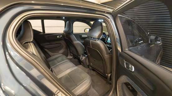 VOLVO-XC40-P8 RECHARGE ELECTRIC BEV PURE AWD VOLVO-XC40-2021