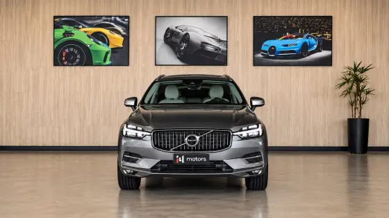VOLVO XC60 2.0 T8 HYBRID MOMENTUM AWD GEARTRONIC