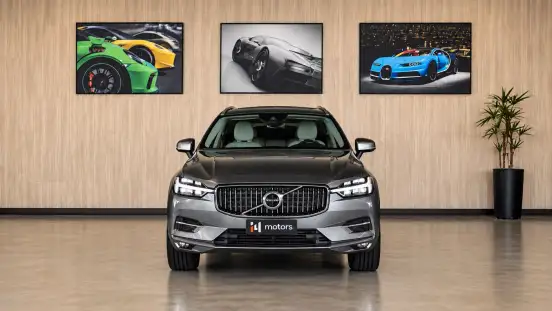 VOLVO-XC60-2020