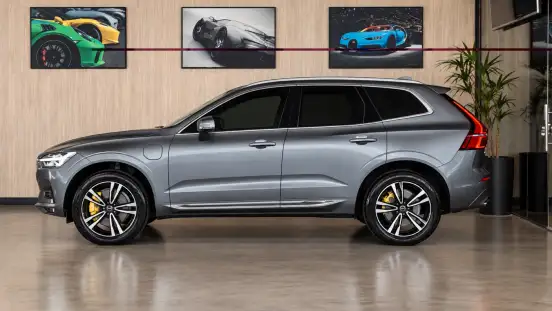 VOLVO-XC60-2.0 T8 HYBRID MOMENTUM AWD GEARTRONIC VOLVO-XC60-2020