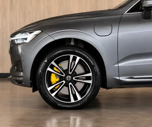 VOLVO-XC60-2.0 T8 HYBRID MOMENTUM AWD GEARTRONIC VOLVO-XC60-2020
