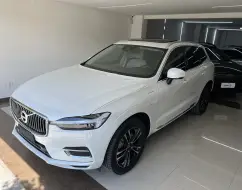 VOLVO XC60 2.0 T8 HYBRID MOMENTUM AWD GEARTRONIC VOLVO XC60 2.0 T8 HYBRID MOMENTUM AWD GEARTRONIC