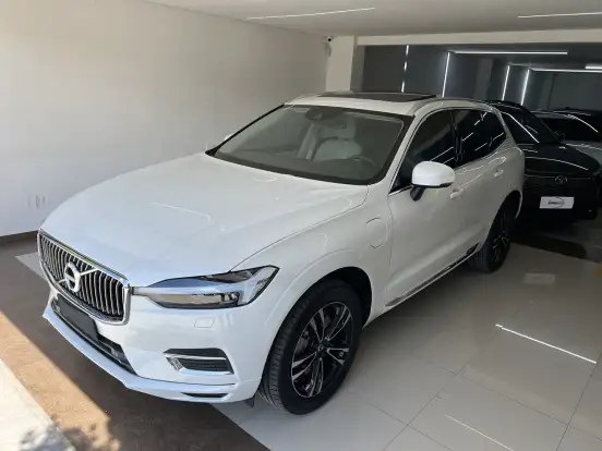 VOLVO-XC60-2.0 T8 HYBRID MOMENTUM AWD GEARTRONIC VOLVO-XC60-2021