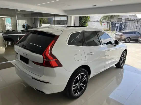 VOLVO-XC60-2.0 T8 HYBRID MOMENTUM AWD GEARTRONIC VOLVO-XC60-2021