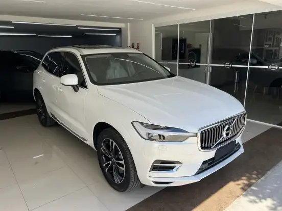 VOLVO-XC60-2.0 T8 HYBRID MOMENTUM AWD GEARTRONIC VOLVO-XC60-2021