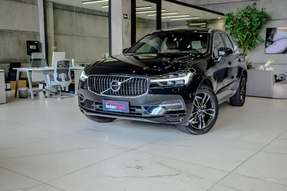 VOLVO XC60 2.0 T8 HYBRID MOMENTUM AWD GEARTRONIC