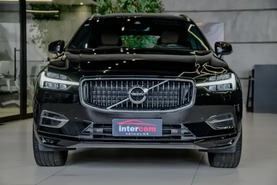 VOLVO-XC60-2021