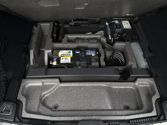 VOLVO-XC60-2021