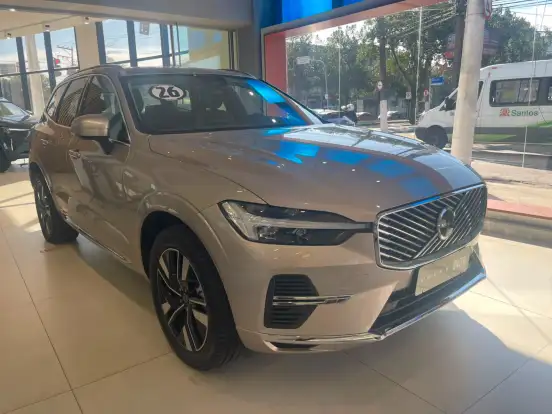VOLVO-XC60-2025
