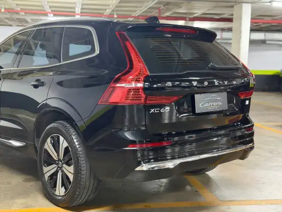 VOLVO-XC60-2024