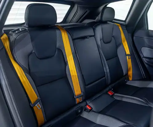 VOLVO-XC60-2023