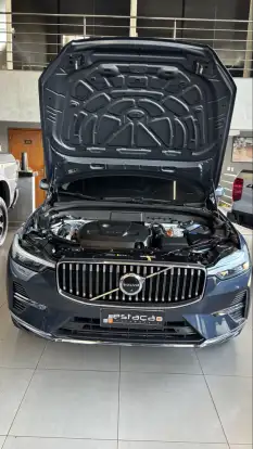 VOLVO-XC60-2022