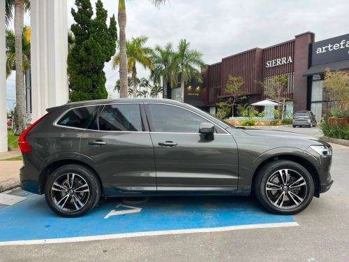 VOLVO-XC60-2019