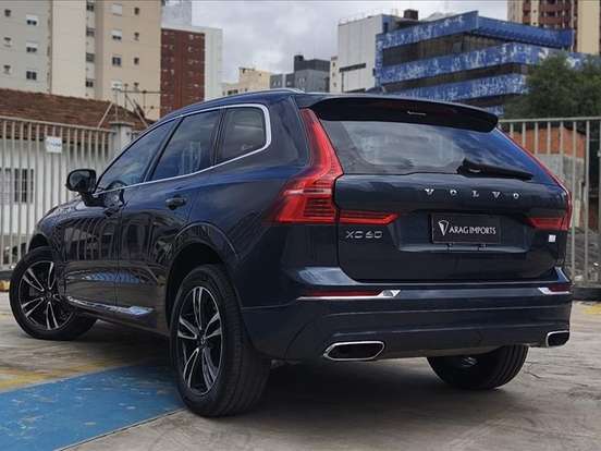 VOLVO-XC60-2.0 T8 HYBRID MOMENTUM AWD GEARTRONIC VOLVO-XC60-2021