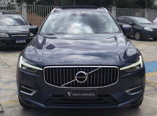 VOLVO-XC60-2021