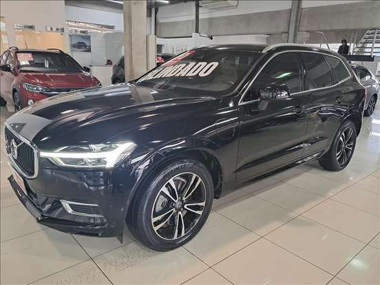 VOLVO-XC60-2020