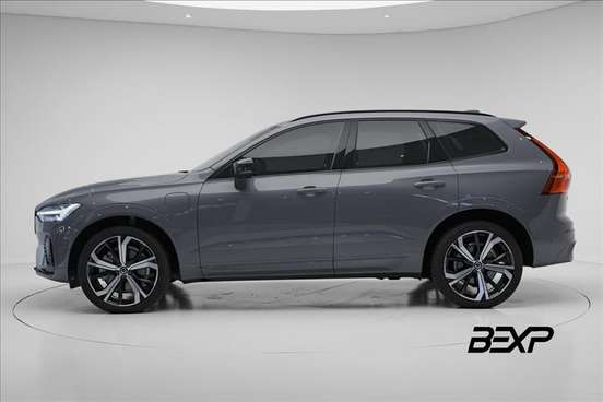 VOLVO-XC60-2024