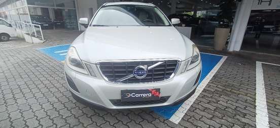VOLVO-XC60-2010