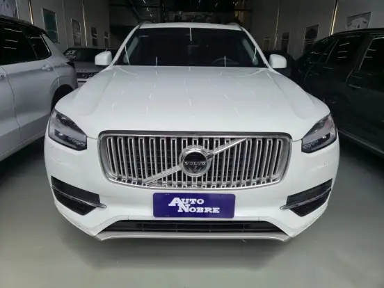 VOLVO-XC90-2016
