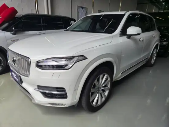 VOLVO-XC90-2016