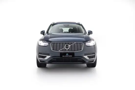 VOLVO-XC90-2023